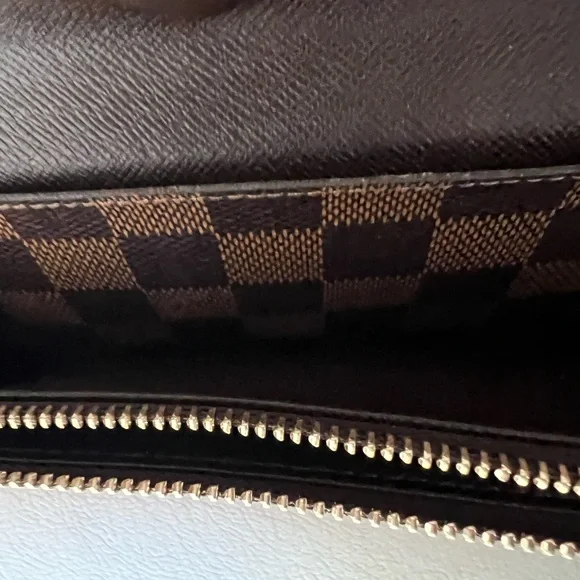 Authentic Louis Vuitton Damier Ebene Wallet - Picture 6 of 11